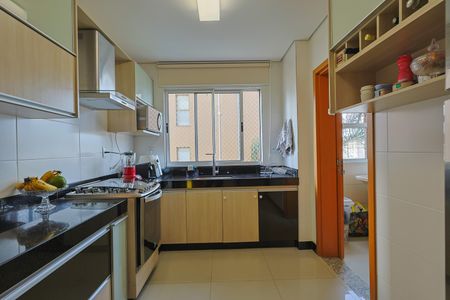 Apartamento à venda com 97m², 3 quartos e 2 vagas Apartamento à venda com 97m², 3 quartos e 2 vagasCozinha