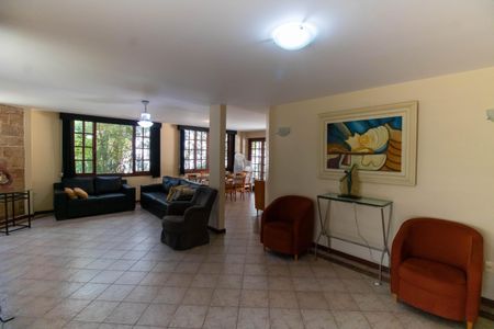 Casa de condomínio à venda com 350m², 5 quartos e 5 vagas Casa de condomínio à venda com 350m², 5 quartos e 5 vagasSala 2