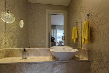 Apartamento à venda com 132m², 3 quartos e 2 vagas Apartamento à venda com 132m², 3 quartos e 2 vagasLavabo