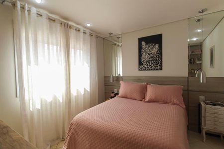 Apartamento à venda com 132m², 3 quartos e 2 vagas Apartamento à venda com 132m², 3 quartos e 2 vagasSuite
