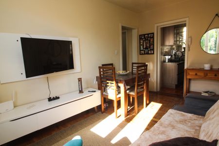 Apartamento à venda com 61m², 2 quartos e 1 vagaSala