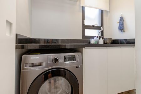 Casa de condomínio para alugar com 114m², 2 quartos e 1 vaga Casa de condomínio para alugar com 114m², 2 quartos e 1 vagaÁrea de Serviço