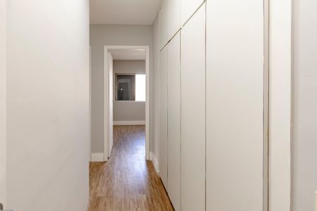 Apartamento à venda com 92m², 3 quartos e 1 vaga Apartamento à venda com 92m², 3 quartos e 1 vagaCorredor