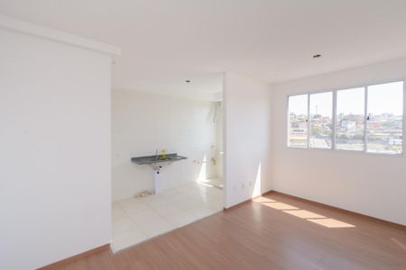 Sala de apartamento para alugar com 2 quartos, 60m² em Novo Riacho, Contagem