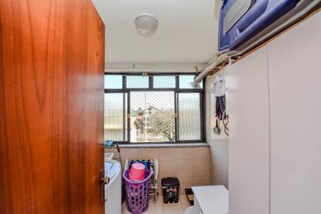 Apartamento à venda com 73m², 2 quartos e 2 vagas Apartamento à venda com 73m², 2 quartos e 2 vagasÁrea de Serviço