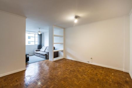 Apartamento à venda com 73m², 1 quarto e 1 vagaSala