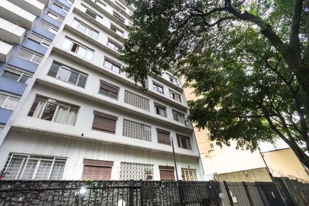 Apartamento à venda com 57m², 1 quarto e 1 vaga Apartamento à venda com 57m², 1 quarto e 1 vagaFachada