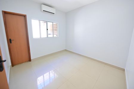 Casa para alugar com 221m², 3 quartos e 3 vagas Casa para alugar com 221m², 3 quartos e 3 vagasSuíte 3