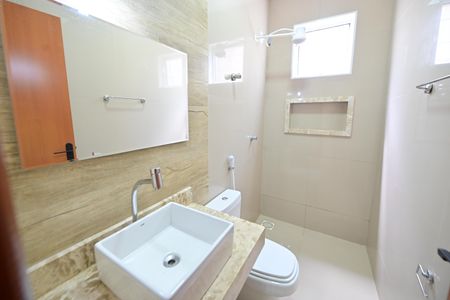 Casa para alugar com 221m², 3 quartos e 3 vagas Casa para alugar com 221m², 3 quartos e 3 vagasBanheiro