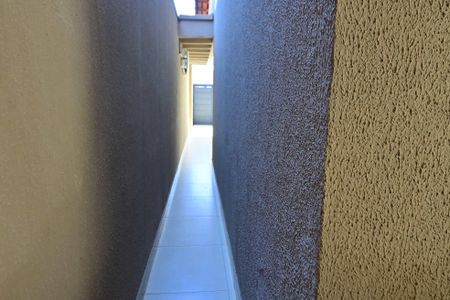 Casa para alugar com 221m², 3 quartos e 3 vagas Casa para alugar com 221m², 3 quartos e 3 vagasCorredor