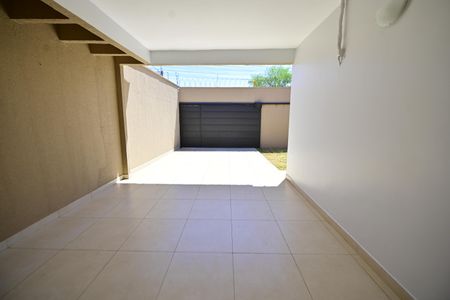 Casa para alugar com 221m², 3 quartos e 3 vagas Casa para alugar com 221m², 3 quartos e 3 vagasQuintal