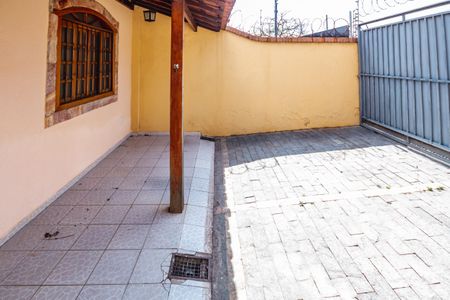 Casa para alugar com 180m², 3 quartos e 2 vagasQuintal