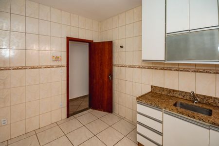 Casa para alugar com 180m², 3 quartos e 2 vagasCozinha