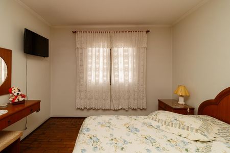 Casa à venda com 114m², 2 quartos e 3 vagas Casa à venda com 114m², 2 quartos e 3 vagasQuarto 1