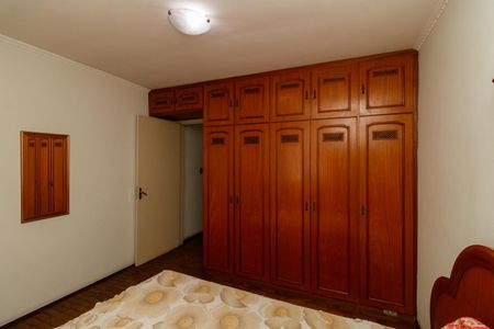 Casa à venda com 114m², 2 quartos e 3 vagas Casa à venda com 114m², 2 quartos e 3 vagasQuarto 2