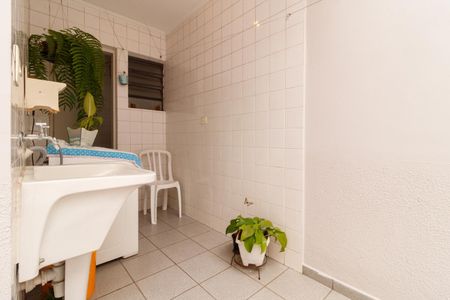 Casa à venda com 114m², 2 quartos e 3 vagas Casa à venda com 114m², 2 quartos e 3 vagasÁrea de Serviço