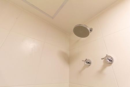 Banheiro de kitnet/studio para alugar com 1 quarto, 28m² em Vila Matilde, São Paulo