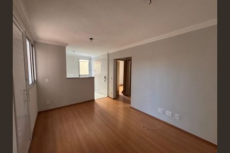 Apartamento à venda com 81m², 2 quartos e 2 vagasSala