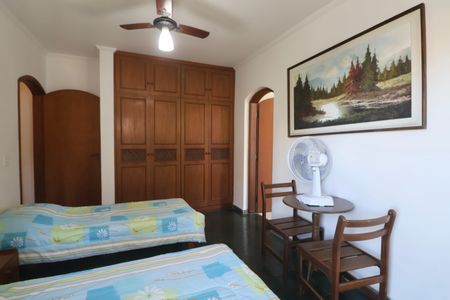 Apartamento para alugar com 174m², 4 quartos e 2 vagas Apartamento para alugar com 174m², 4 quartos e 2 vagasSuíte