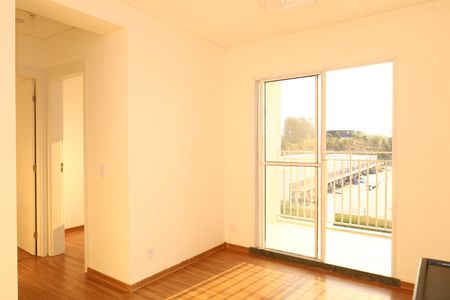Sala de apartamento para alugar com 2 quartos, 37m² em Vila Carmosina, São Paulo