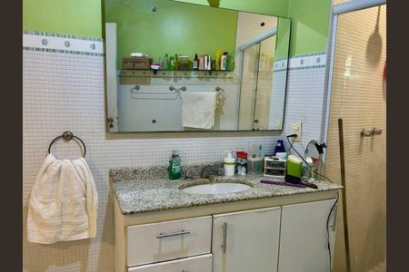 Apartamento à venda com 132m², 3 quartos e 1 vaga