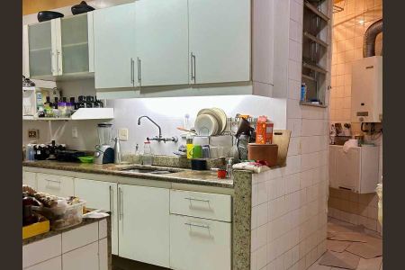 Apartamento à venda com 132m², 3 quartos e 1 vaga