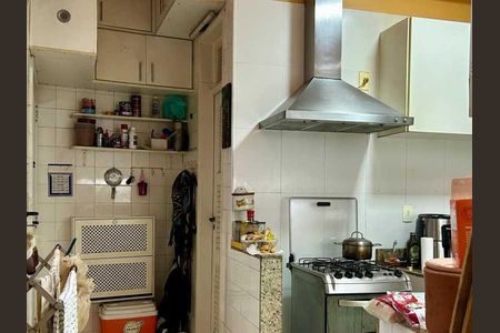 Apartamento à venda com 132m², 3 quartos e 1 vaga