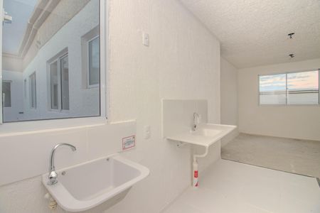 Apartamento para alugar com 41m², 2 quartos e sem vaga Apartamento para alugar com 41m², 2 quartos e sem vagaCozinha e Área de Serviço