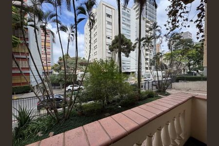 Apartamento à venda com 147m², 2 quartos e 1 vaga