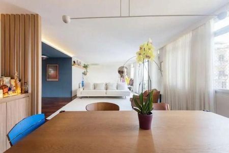 Apartamento à venda com 3 quartos, 212m² em Cerqueira César, São Paulo