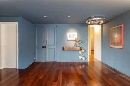 Apartamento à venda com 3 quartos, 212m² em Cerqueira César, São Paulo