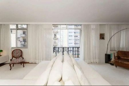 Apartamento à venda com 3 quartos, 212m² em Cerqueira César, São Paulo