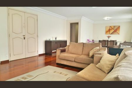 Apartamento à venda com 224m², 3 quartos e 4 vagas