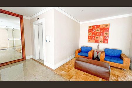 Apartamento à venda com 3 quartos, 224m² em Serra Dourada, São Paulo