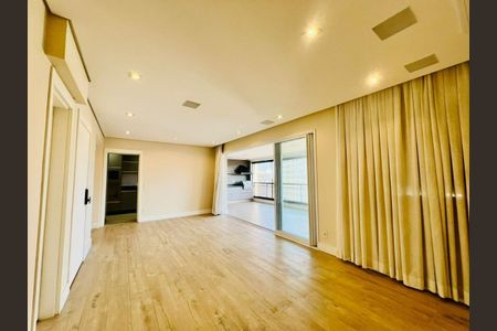 Apartamento à venda com 2 quartos, 134m² em Vila Olímpia, São Paulo