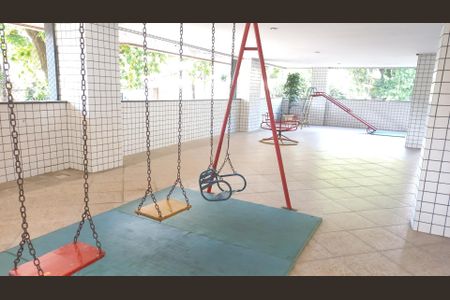 Apartamento à venda com 81m², 2 quartos e 1 vaga