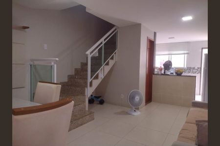 Casa à venda com 90m², 3 quartos e 1 vaga