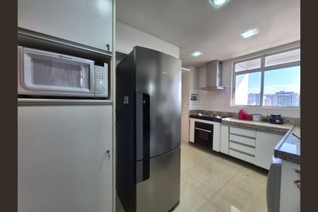 Apartamento à venda com 312m², 4 quartos e 4 vagas