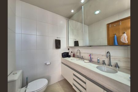 Apartamento à venda com 312m², 4 quartos e 4 vagas