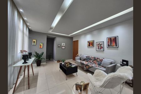 Apartamento à venda com 312m², 4 quartos e 4 vagas