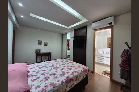 Apartamento à venda com 312m², 4 quartos e 4 vagas