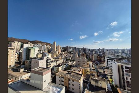 Apartamento à venda com 312m², 4 quartos e 4 vagas