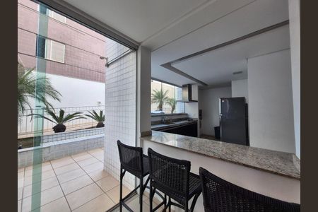 Apartamento à venda com 312m², 4 quartos e 4 vagas