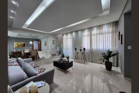 Apartamento à venda com 312m², 4 quartos e 4 vagas