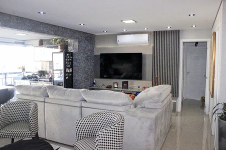 Apartamento à venda com 123m², 3 quartos e 2 vagasSala