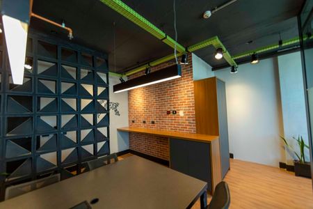 Sala de kitnet/studio para alugar com 1 quarto, 42m² em Alphaville, Barueri