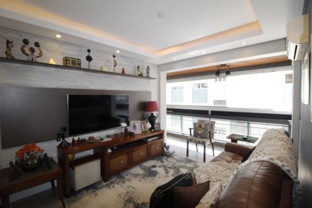 Apartamento à venda com 81m², 2 quartos e 1 vagaSala