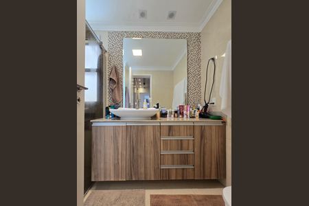 Apartamento à venda com 123m², 3 quartos e 2 vagas Apartamento à venda com 123m², 3 quartos e 2 vagasBanheiro da Suíte