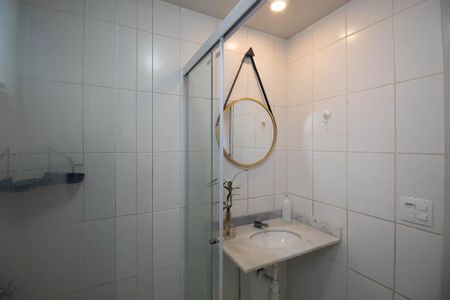 Apartamento à venda com 63m², 2 quartos e 1 vaga Apartamento à venda com 63m², 2 quartos e 1 vagaBanheiro da Suíte