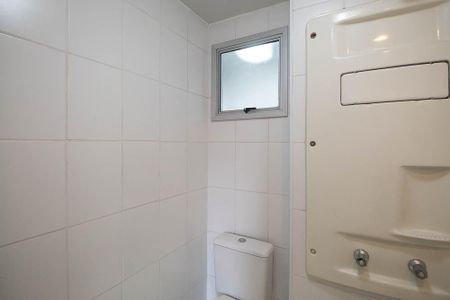 Apartamento à venda com 63m², 2 quartos e 1 vaga Apartamento à venda com 63m², 2 quartos e 1 vagaBanheiro Social